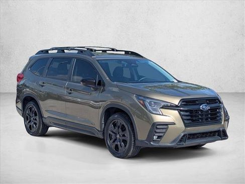 Used 2024 Subaru Ascent Onyx Edition AWD/4WD image 3