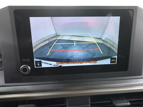 Used 2025 Toyota 4Runner SR5 image 17