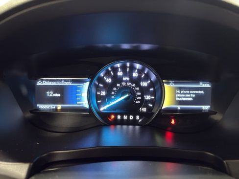 Used 2018 Ford Explorer Limited image 24