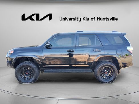Used 2021 Toyota 4Runner SR5 Premium image 6