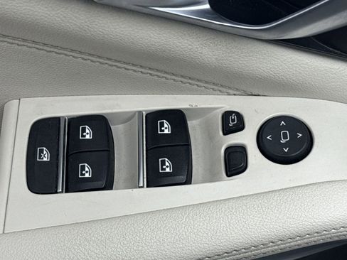 Used 2021 BMW X5 xDrive40i w/ M Sport Package image 17