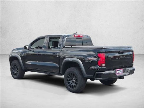 Used 2026 Chevrolet Colorado Trail Boss AWD/4WD image 8