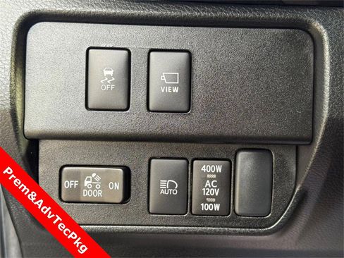 Used 2022 Toyota Tacoma TRD Sport image 26