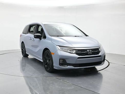 Used 2025 Honda Odyssey Sport-L image 4
