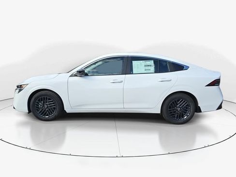 New 2026 Nissan Sentra SV w/ SV Convenience Package FWD image 5
