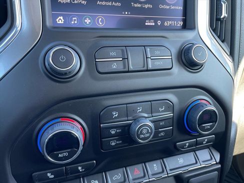 Used 2023 Chevrolet Silverado 2500 LT w/ Convenience Package image 13