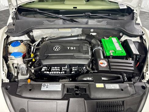 Used 2013 Volkswagen Beetle 2.0T image 19