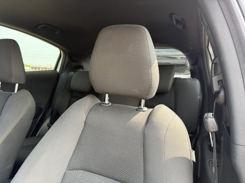 Used 2022 Honda HR-V Sport image 15