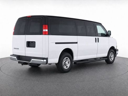 Used 2019 Chevrolet Express 3500 LT w/ LT Preferred Equipment Group RWD image 8