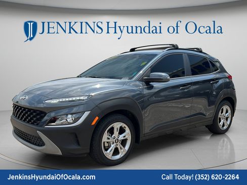 Certified 2022 Hyundai Kona SEL FWD image 7