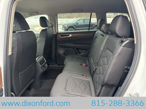 New 2026 Volkswagen Atlas SE image 21