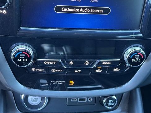 Used 2023 Nissan Murano SV image 22