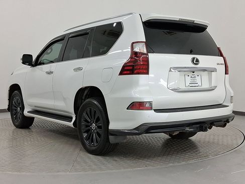 Used 2020 Lexus GX 460 Luxury image 3