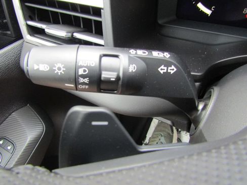 Used 2026 Mitsubishi Outlander SE FWD image 19