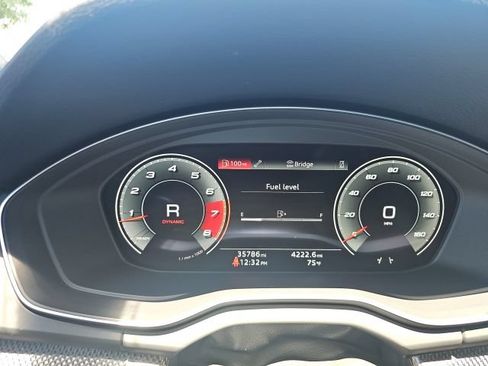 Used 2022 Audi SQ5 Premium Plus w/ Premium Plus Package AWD/4WD image 17