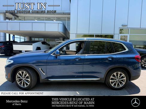 Used 2019 BMW X3 xDrive30i w/ Premium Package AWD/4WD image 3