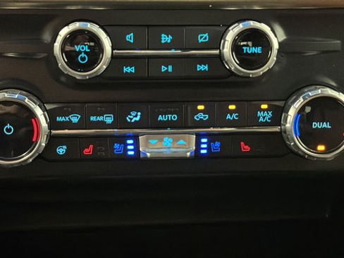 Used 2024 Ford F350 King Ranch AWD/4WD image 18