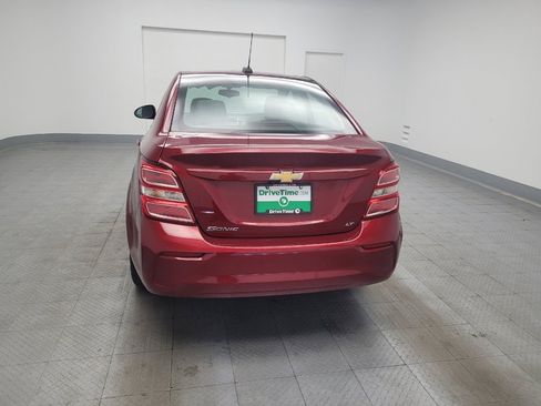 Used 2017 Chevrolet Sonic LT image 6