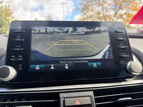 Used 2022 Honda Accord Touring image 36