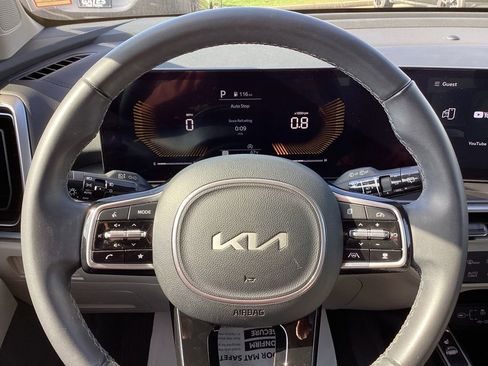 Used 2025 Kia Sorento EX AWD/4WD image 31