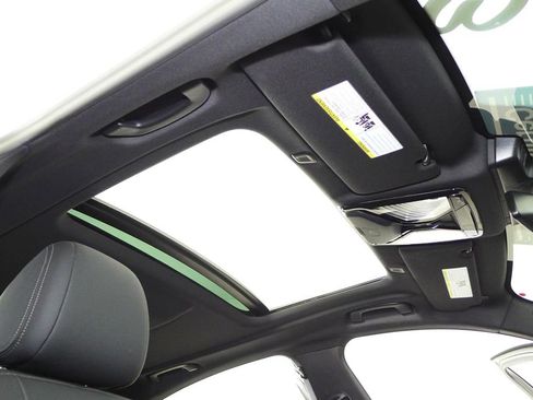 Certified 2023 BMW 530e 530e iPerformance w/ Convenience Package image 17