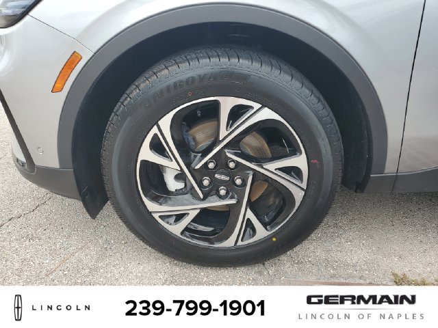 Certified 2024 Lincoln Nautilus Premier w/ Jet Appearance Package AWD/4WD image 12