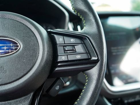 Used 2025 Subaru Outback Onyx Edition AWD/4WD image 32