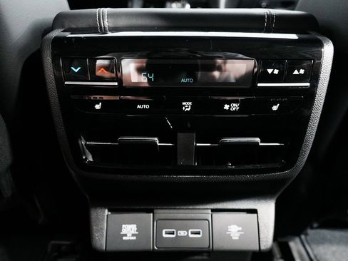 Used 2023 Acura MDX SH-AWD w/ Advance Package image 39