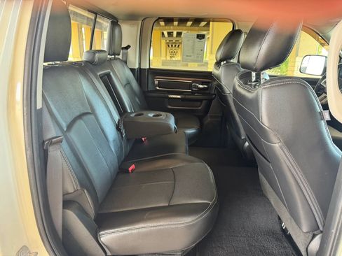 Used 2018 RAM 2500 Laramie w/ Sport Appearance Group AWD/4WD image 27