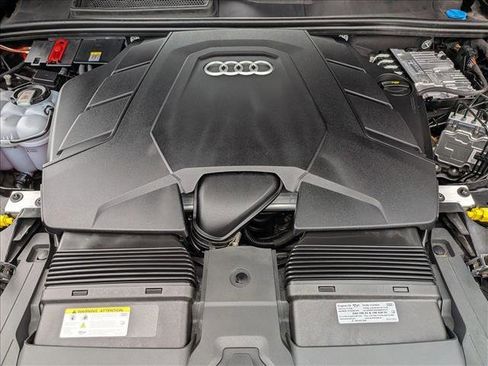 Certified 2025 Audi Q7 3.0T Premium Plus w/ Premium Plus Package AWD/4WD image 26