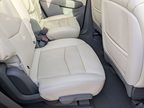 Certified 2024 Cadillac XT6 Premium Luxury w/ LPO, Floor Liner Package image 25