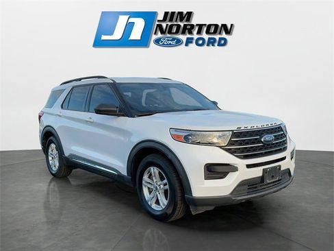 Used 2020 Ford Explorer XLT image 1