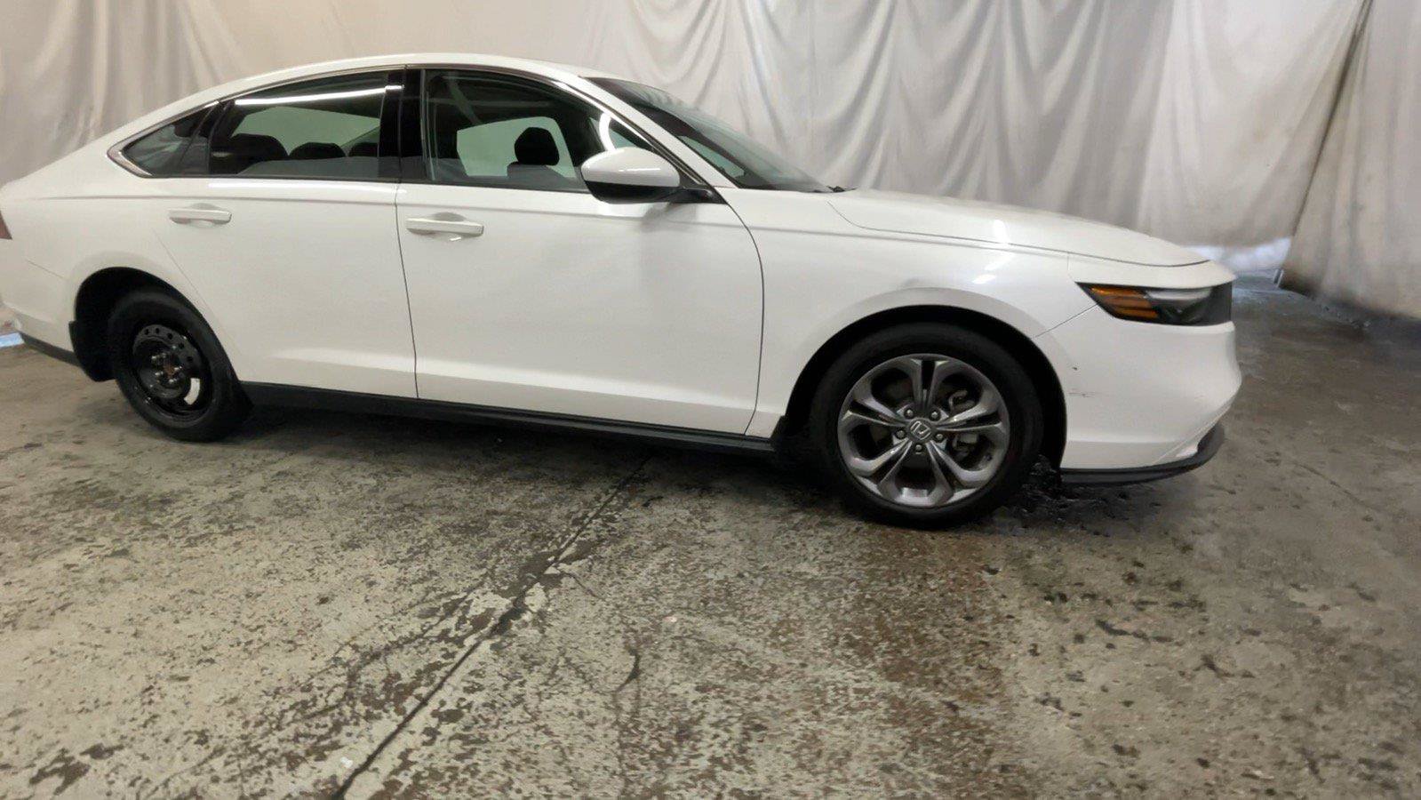 Certified 2024 Honda Accord EX image 3