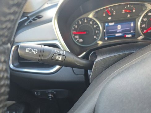 Used 2019 Chevrolet Equinox LT image 25