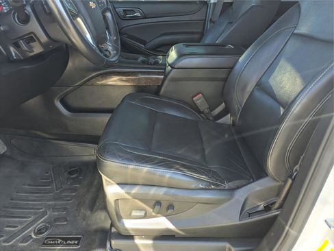 Used 2018 Chevrolet Tahoe LT image 16