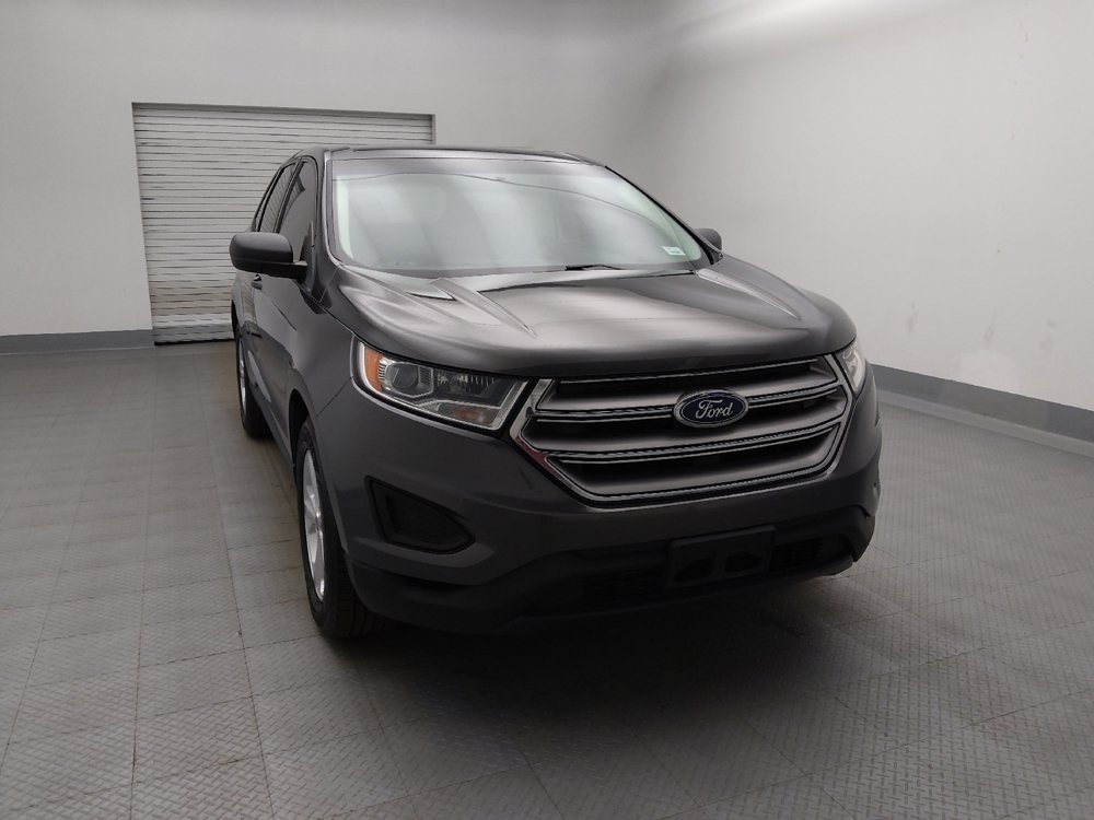 Used 2018 Ford Edge SE FWD image 14
