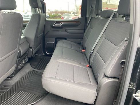 Used 2022 Chevrolet Silverado 1500 LT AWD/4WD image 20