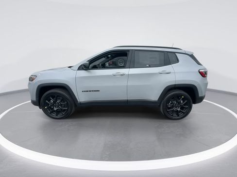 New 2026 Jeep Compass Latitude AWD/4WD image 5