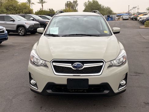 Used 2017 Subaru Crosstrek 2.0i Premium w/ Popular Package #2 AWD/4WD image 8