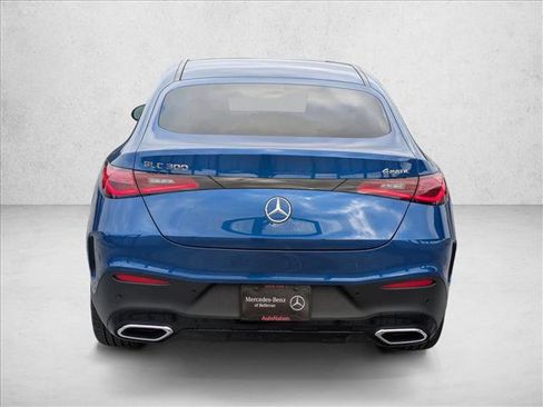 Certified 2025 Mercedes-Benz GLC 300 4MATIC image 7