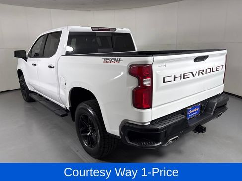 Used 2021 Chevrolet Silverado 1500 LT Trail Boss w/ Convenience Package II AWD/4WD image 8