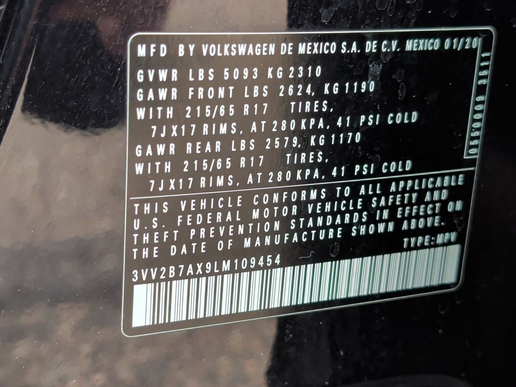 Used 2020 Volkswagen Tiguan SE AWD/4WD image 40