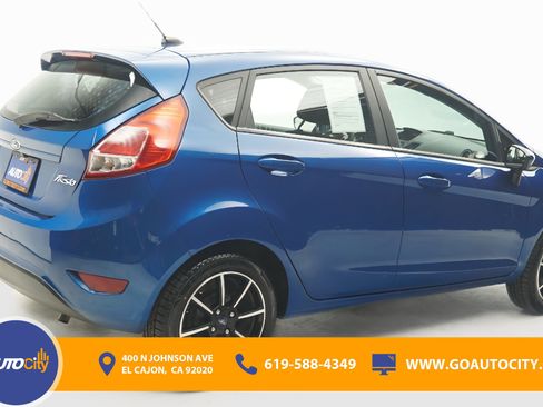 Used 2018 Ford Fiesta SE image 6