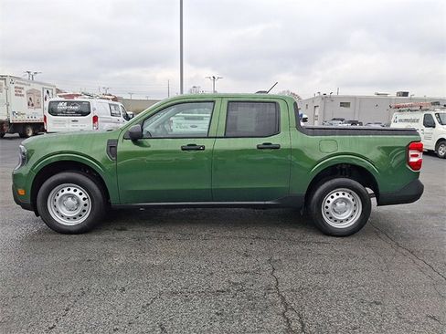 Used 2025 Ford Maverick XL w/ Equipment Group 102A image 7