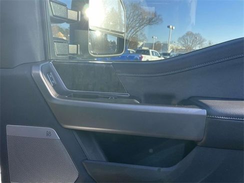 New 2026 Ford F250 Lariat w/ Black Appearance Package image 30