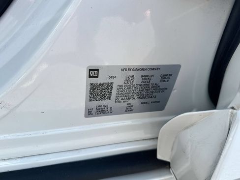 Used 2025 Buick Encore GX Avenir w/ Avenir Technology Package FWD image 33