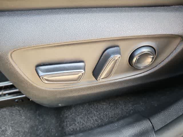 Used 2021 Toyota RAV4 Limited FWD image 15