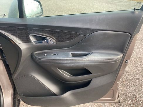 Used 2014 Buick Encore FWD image 17