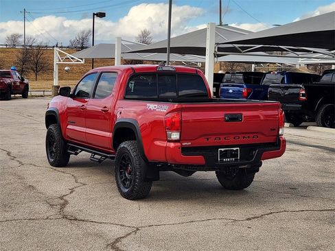 Used 2016 Toyota Tacoma SR image 5