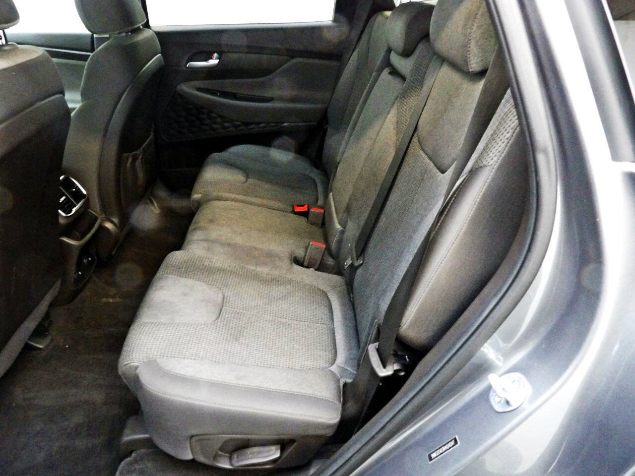 Used 2019 Hyundai Santa Fe SE AWD/4WD image 10